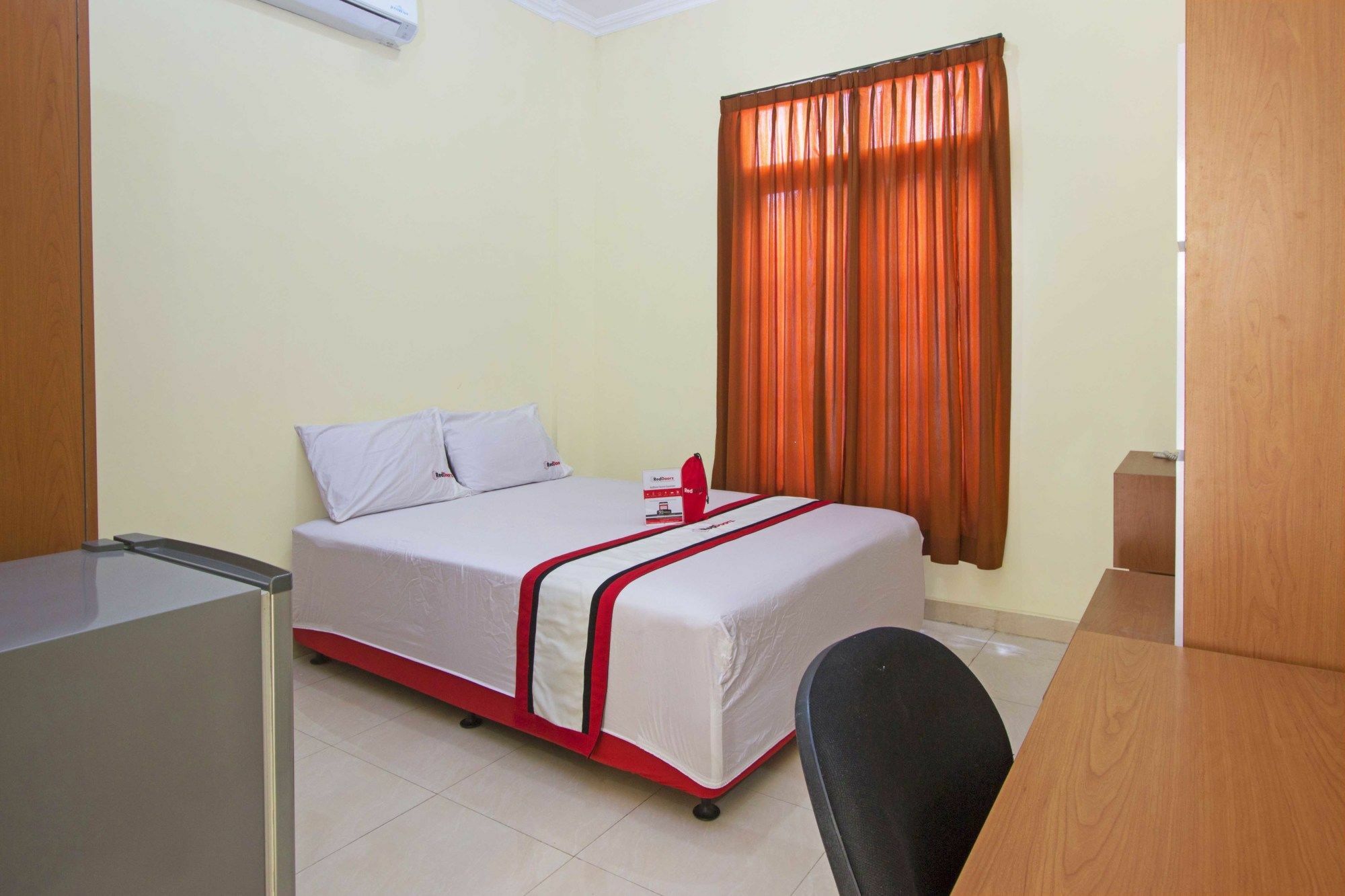 Reddoorz @ Pogung Baru Hotel Kejayan Ngoại thất bức ảnh